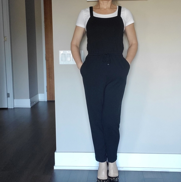 ๐ 2X HOST PICK ๐ Club Monaco Jersey Fabric Straps Jumpsuit - Picture 7 of 12